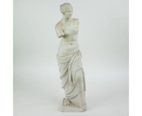 Venus of Milo or Aphrodite of Melos marble sculpture. Een marmeren sculptuur van Venus van Milo of Aphrodite van Melos. H 61 