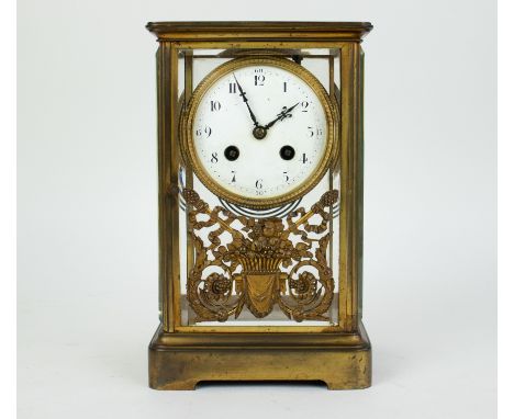 19th century French bronzed table/mantel clock medaile d'argent Marti&amp;Cie. dated 1889. Bronzen tafelklok Medaile d'argent