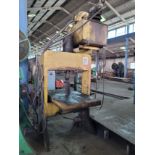 H-FRAME HYDRAULIC PRESS, DISTANCE BETWEEN UPRIGHTS: 42", NO DATA TAG