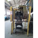 NIAGARA A2-1/4 OBI PUNCH PRESS