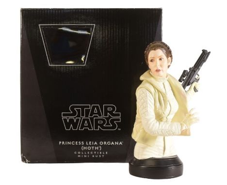 Star Wars - Gentle Giant - original limited edition 'Collectible Mini Bust' of Princess Leia Organa (Hoth). No. 1018/1750 mad