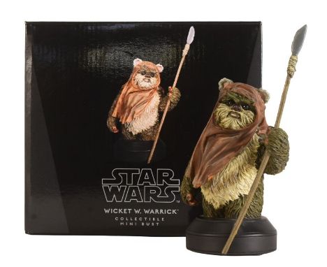 Star Wars - Gentle Giant - original limited edition 'Collectible Mini Bust' of Wicket W. Warrick (Ewok). No. 868/1650 made. A