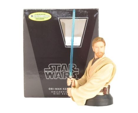 Star Wars - Gentle Giant - 2011 Gentle Giant made limited edition Collectible Mini Bust of Obi-Wan Kenobi. Entertainment Eart