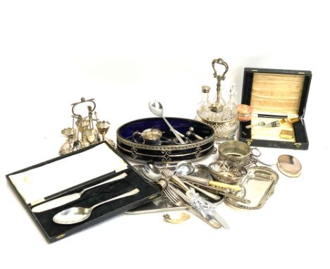 A mixed lot of plated and other items to include a set of egg cups and stand; various trays and bonbon dishes; cruet set; fla