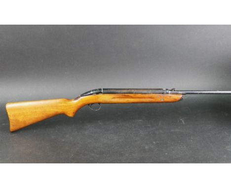 BSA Airsporter Mk II cal 22 underlever air rifle, the top of the air cylinder marked with an arrow and BSA Airsporter.  Seria