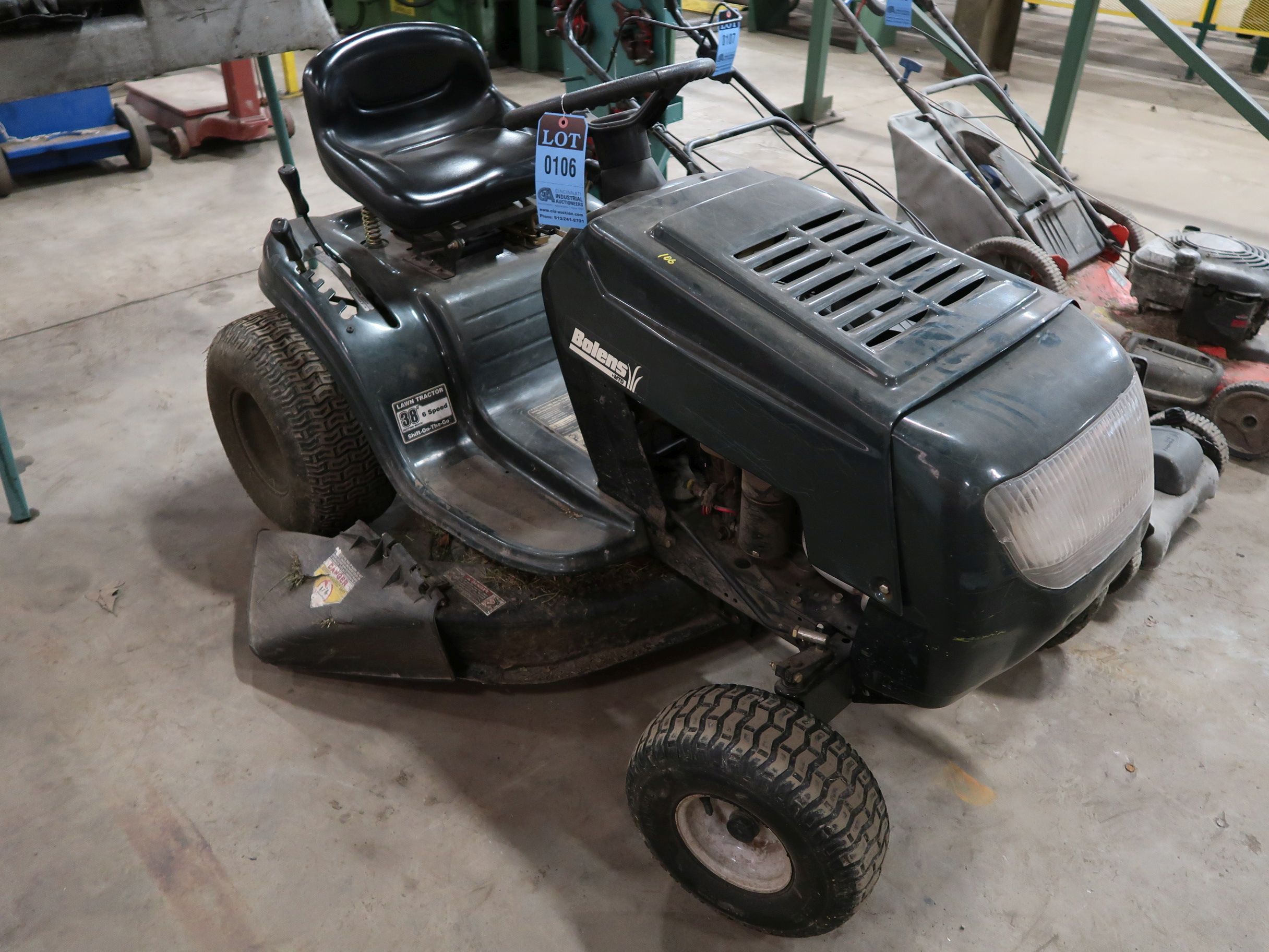38" BOLENS 6SPEED GASOLINE POWERED RIDING LAWN MOWER