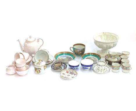 A mixed lot of ceramics to include Coalport, Royal Worcester Evesham, Tuscan China, Royal Crown Derby, Dresden, etc 