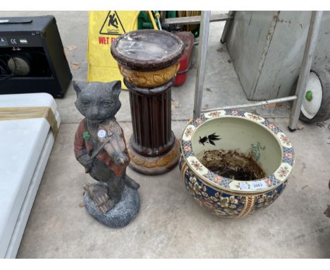 THREE ITEMS TO INCLUDE A CERAMIC JARDINAIRE STAND, A PLANTER AND A CAT FIGURE ETC 