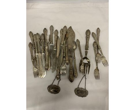 A QUANTITY OF VINTAGE FLATWARE TO INCLUDE TWO DECANTER LABELS 