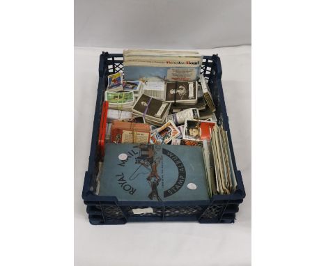 A COLLECTION OF VINTAGE POSTCARDS, TEACARDS, STAMPS ETC 