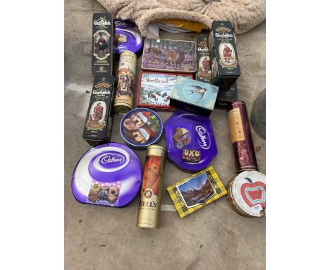 A LARGE COLLECTION OF VARIOUS VINTAGE TINS 