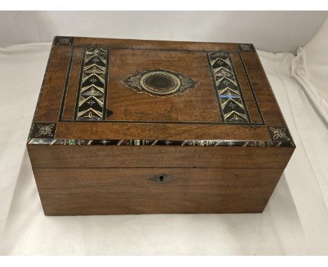 A VINTAGE INLAID MOTHER OF PEARL JEWELLERY/SEWING BOX WITH INNER TRAY 