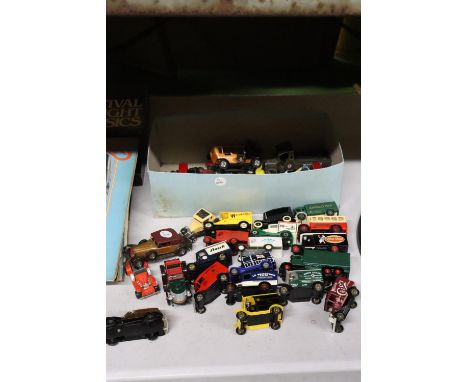 A QUANTITY OF VINTAGE MODEL CARS TO INCLUDE LLEDO, MATCHBOX, DAYS GONE, ETC., 