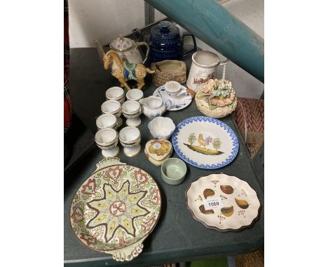 A QUANTITY OF CERAMICS TO INCLUDE A TANG DYNASTY STYLE HORSE, ROYAL STAFFORD FLORAL TEAPOT, SHELLEY QUEEN ANNE MINIATURE MILK