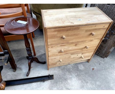 A MODERN SMALL PINE CHEST OF THREE DRAWERS, 24" WIDE AND A MODERN TRIPOD WINE TABLE 