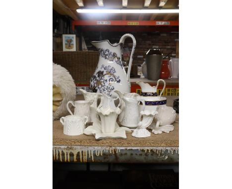 A QUANTITY OF CERAMICS TO INCLUDE PORTMERION, SLOP BOWL AND CREAMER, ROYAL WORCESTER, CREAMWARE ETC., 