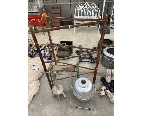 AN ASSORTMENT OF VINTAGE ITEMS TO INCLUDE A WOODEN DOLLY POSSER, A WOODEN CLOTHES AIRER AND A STAINLESS STEEL WASHING DRUM ET