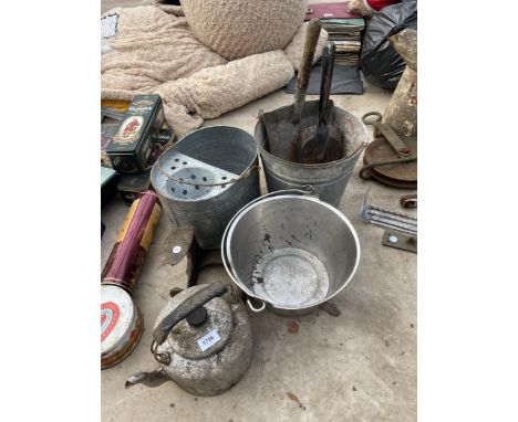 AN ASSORTMENT IF VINTAGE ITEMS TO INCLUDE BUCKETS AND A COBBLERS LAST ETC 