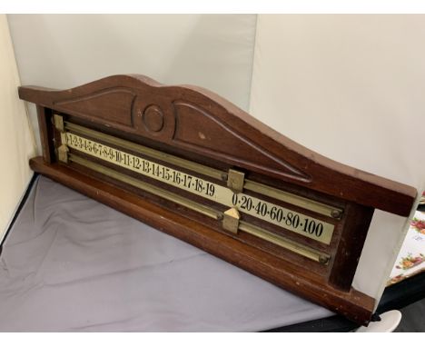 A VINTAGE SNOOKER SCORE BOARD 