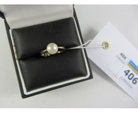 Cultured pearl ring hallmarked 9ct Condition Report Click here for further images, condition, auction times & delivery costs
