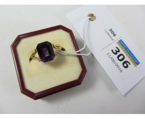 Amethyst set gold ring hallmarked 9ct Condition Report Click here for further images, condition, auction times & delivery cos