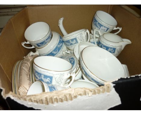 Coalport Revelry pattern dinner, tea and coffee service