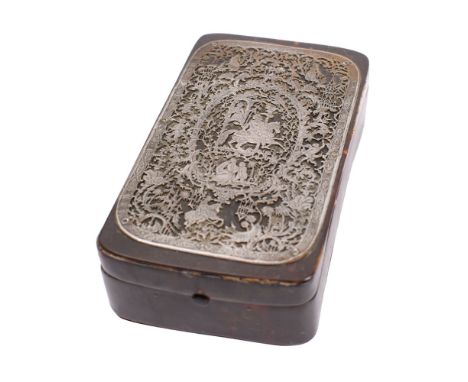 A Continental white-metal mounted tortoiseshell box the hinged cover set with a pierced and engraved panel depicting romantic