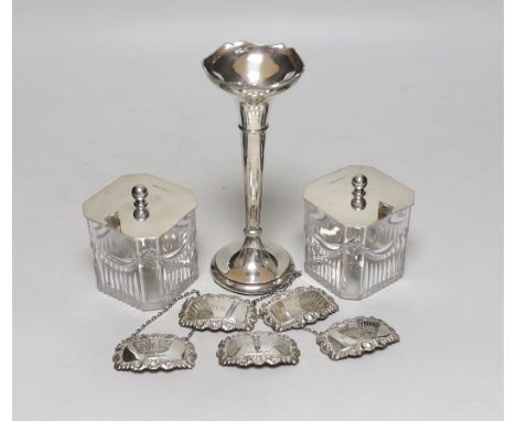 A pair of George V silver mounted cut glass preserve jars, George Unite &amp; Sons, Birmingham, 1915, height 90mm,  together 