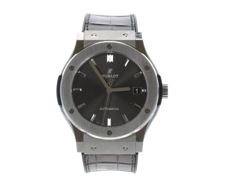 Hublot Classic Fusion automatic stainless steel gentleman's wristwatch, reference no. 511.NX.7071.LR, serial no. 1105xxx, bla