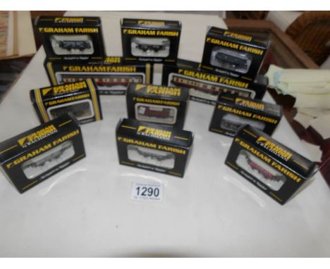 1 boxed Graham Farish N gauge rolling stock