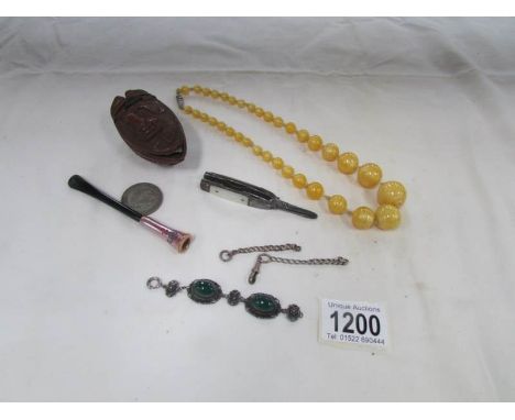 A mixed lot including a/f snuff box, necklace etc