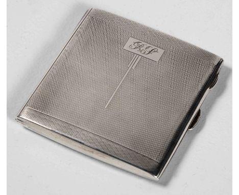 Rectangular, the hinged engine turned cover inscribed RS8,5cm high, 115g