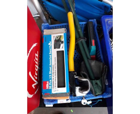 A mixed box of tools and garage ware. 