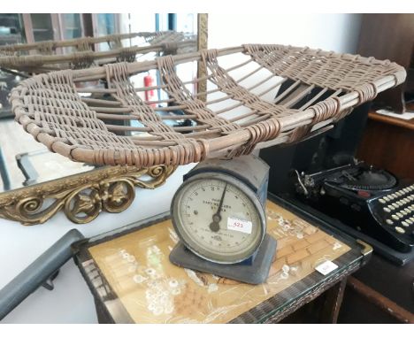 A set of Hughes' Baby Weigher No48B vintage scales. 
