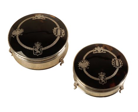 A PAIR OF GEORGE V SILVER AND TORTOISESHELL TRINKET BOXES by ES Barnsley &amp; Co, Birmingham 1914/15, the domed lids pique i