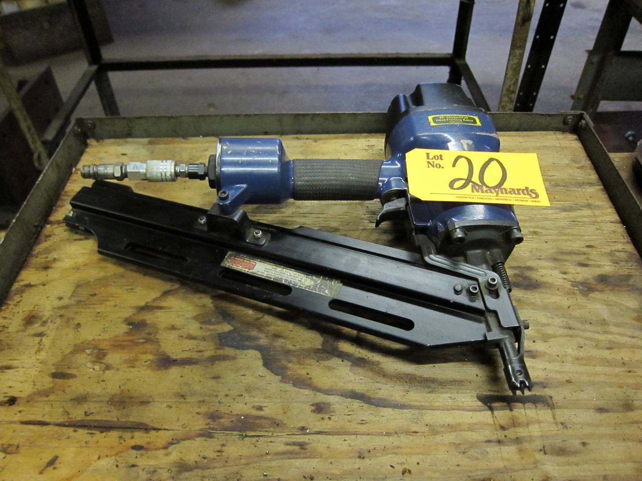 CENTRAL PNEUMATIC CONTRACTORS 97519 28 DEGREE FRAMING NAILER