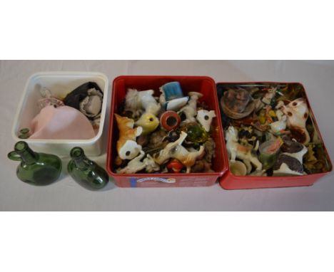 Ceramic figures of animals (mainly foreign) etc