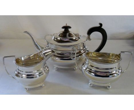 Silver teapot, jug and sugar bowl Birmingham 1915 Maker Alex Clark & Co Ltd London total weight 27.81 oz