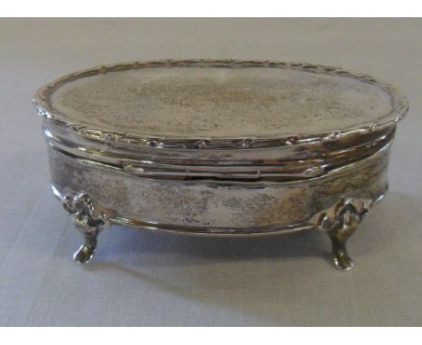 Small silver trinket box (AF hallmarks indistinguishable) total weight 1.99 oz