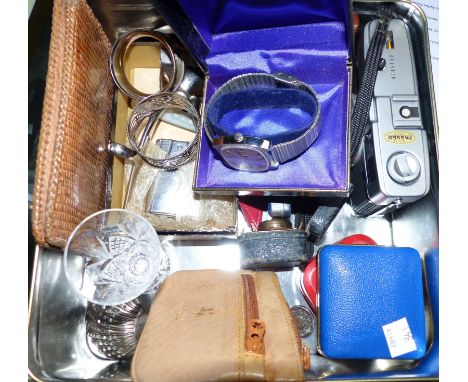 Two silver napkin rings; 2 vintage gents watches; various commemorative crowns; a vintage cigarette lighter; collectables; et