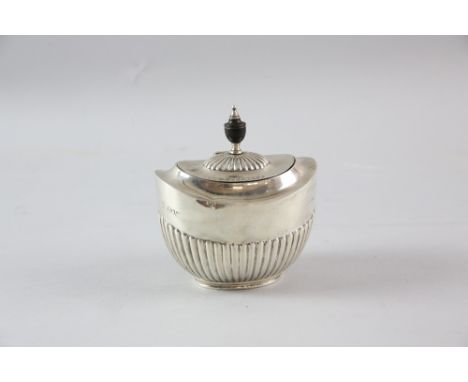 Demi fluted large silver tea caddy, makers mark: William Hutton and Sons Ltd, London 1912, 197grams.     