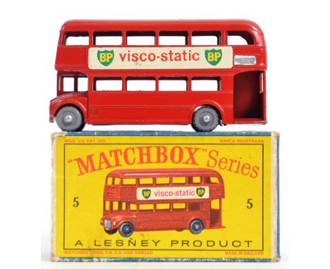 MATCHBOX LESNEY: An original vintage diecast model Matchbox Series Lesney No. 5 Routemaster Bus. Within the original box. Gre