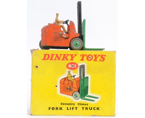DINKY: An original vintage Dinky Toys 401 Fork Lift Truck diecast model, within the original box. 