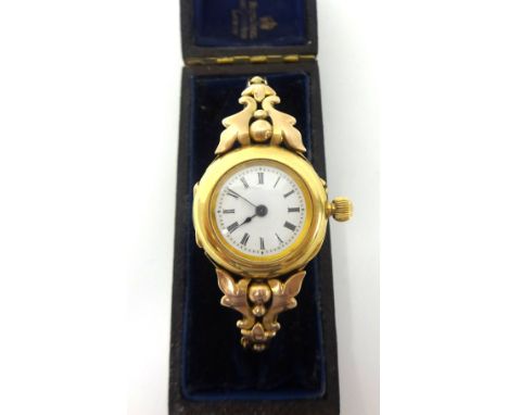 An 18ct gold manual wind ladies wristwatch, circa 1910/20, the white enamel with black Roman numerals, Swiss movement and cas