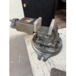 5 1/4" Universal Compound 360 Degree Swivel Indexing Vise