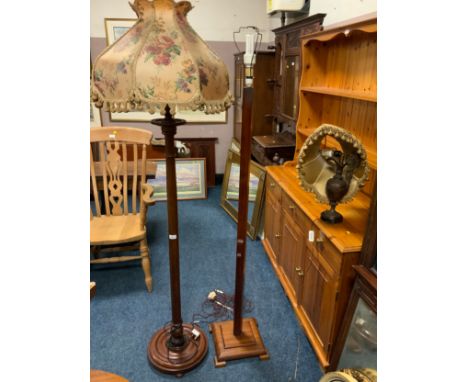 Two vintage mahogany standard lamps to include a gilt ewer table lamp. (3) A/F 