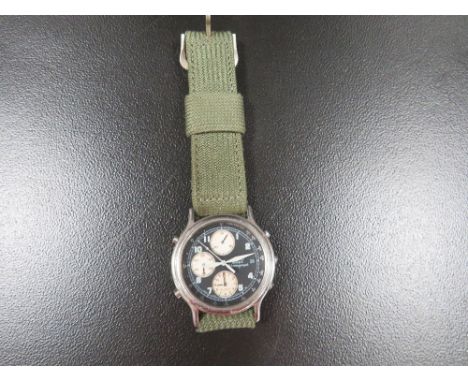 A vintage Seiko chronograph wristwatch 