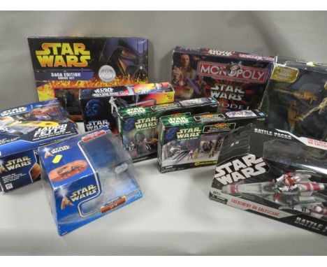 Mixed boxed Stars Wars items to include AT-TE, episode 1 Stap, Jango Fetts target game, Saga edition chess set, episode 1 Mon