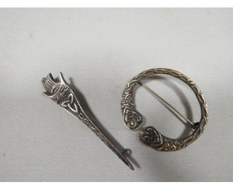 Two vintage hallmarked silver Celtic brooches 