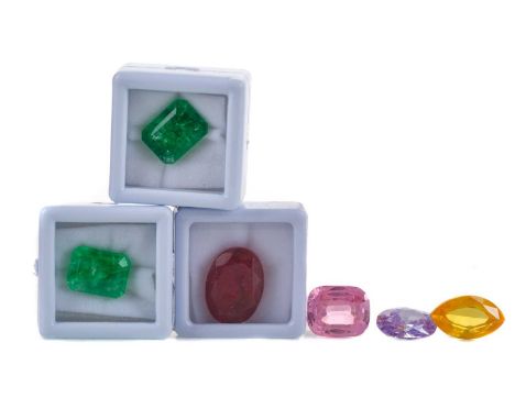 **COLLECTION OF UNMOUNTED GEMSTONES,including a 20.55 carat kunzite, 9.50 carat pink/purple sapphire, a pair of treated 8.20/